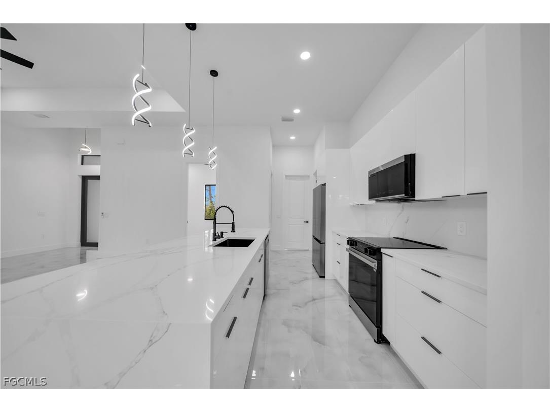 1100 Congress Avenue Lehigh Acres FL 33972 2026007377 image12