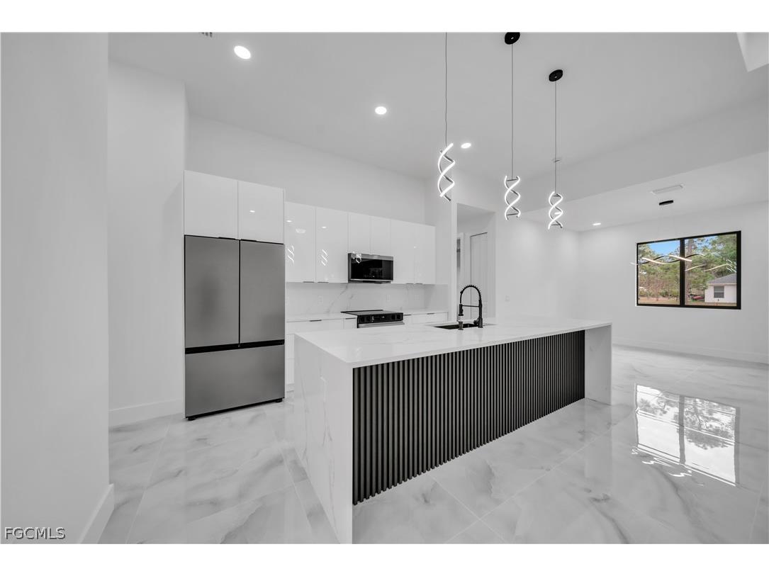 1100 Congress Avenue Lehigh Acres FL 33972 2026007377 image8