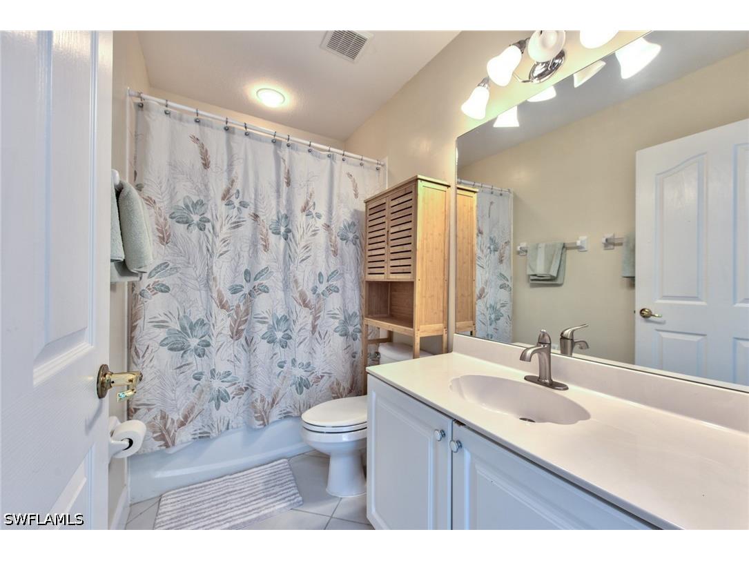 1100 Diamond Circle #1104 Naples FL 34110 226023090 image14