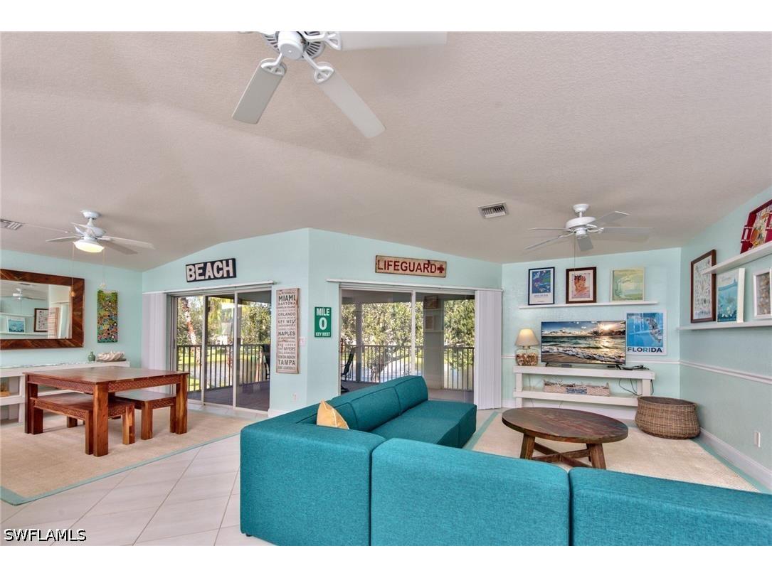 1100 Diamond Circle #1104 Naples FL 34110 226023090 image2