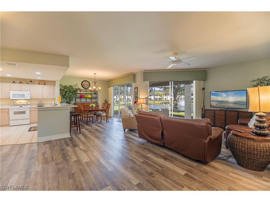 1100 Diamond Circle SE #1103 Naples FL 34110 223011835 image1