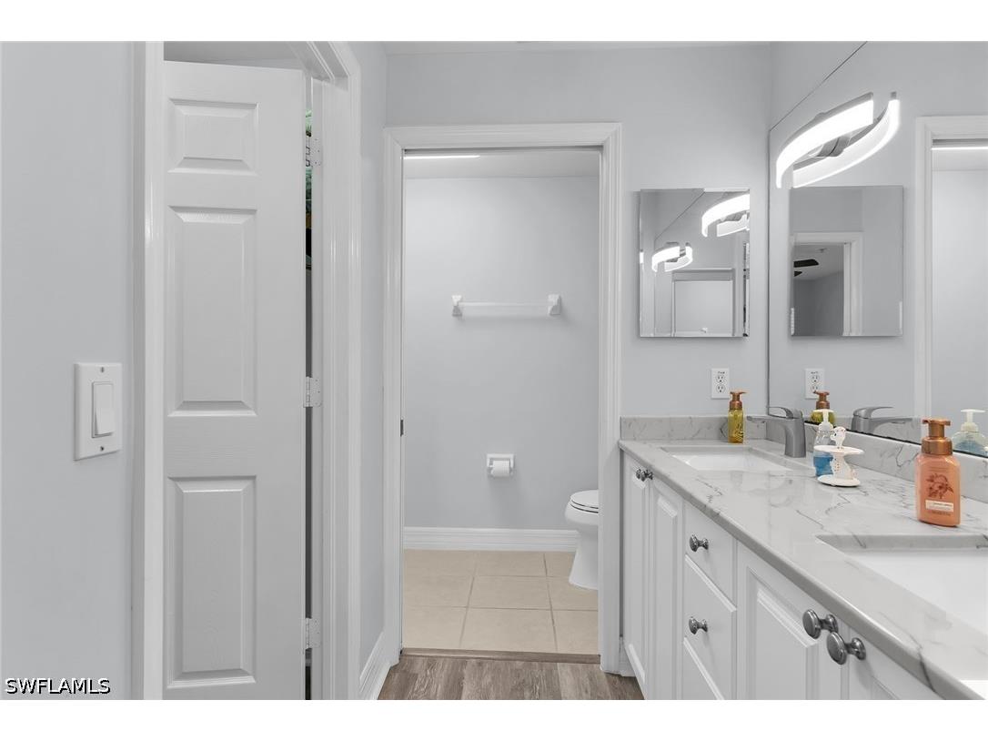 1100 Eastham Way #A302 Naples FL 34104 226021470 image17