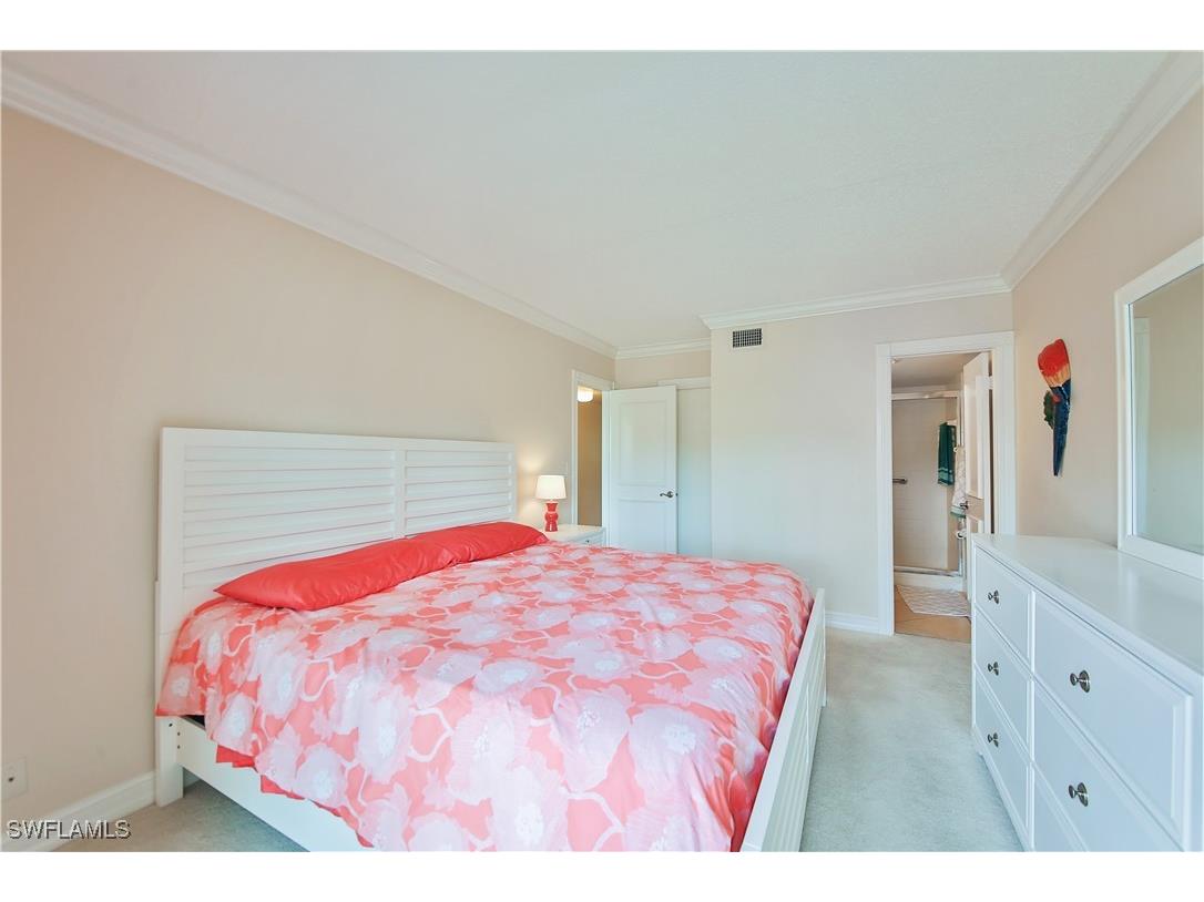 1100 Gulf Shore Boulevard N #207 Naples FL 34102 225068052 image18