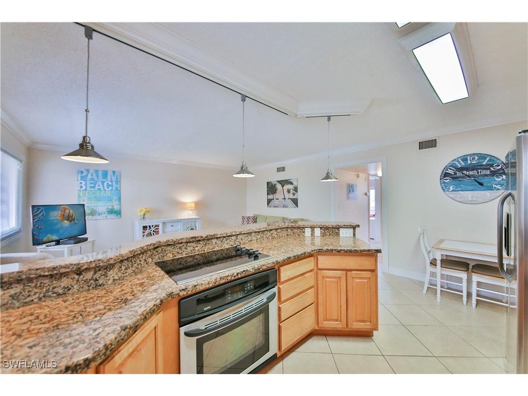 1100 Gulf Shore Boulevard N #207 Naples FL 34102 225068052 image7