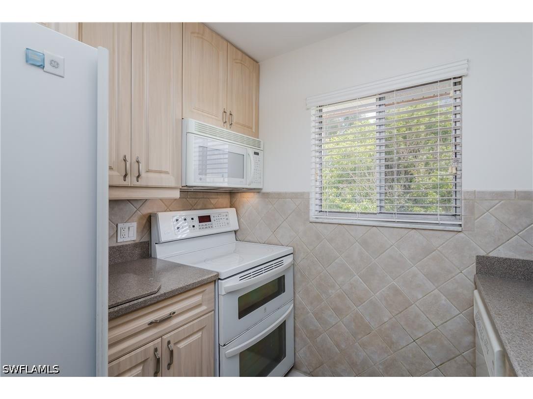 1100 Gulf Shore Boulevard N #306 Naples FL 34102 226025478 image14