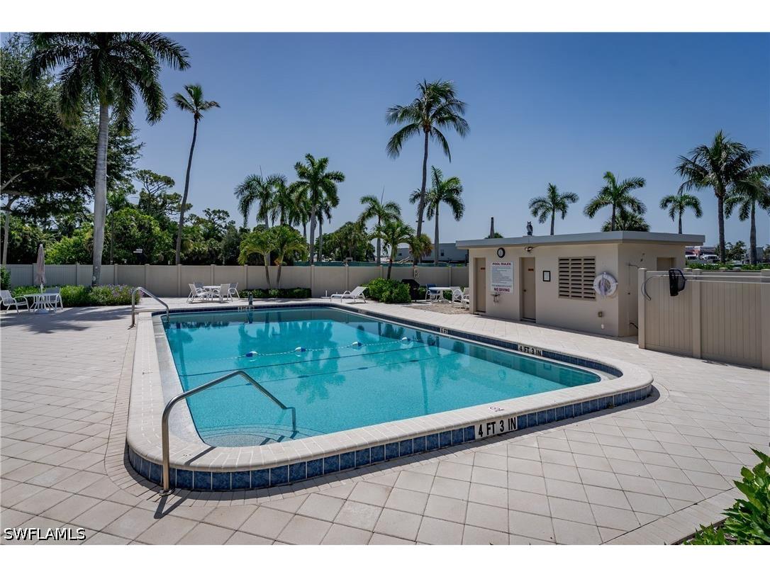 1100 Gulf Shore Boulevard N #306 Naples FL 34102 226025478 image28