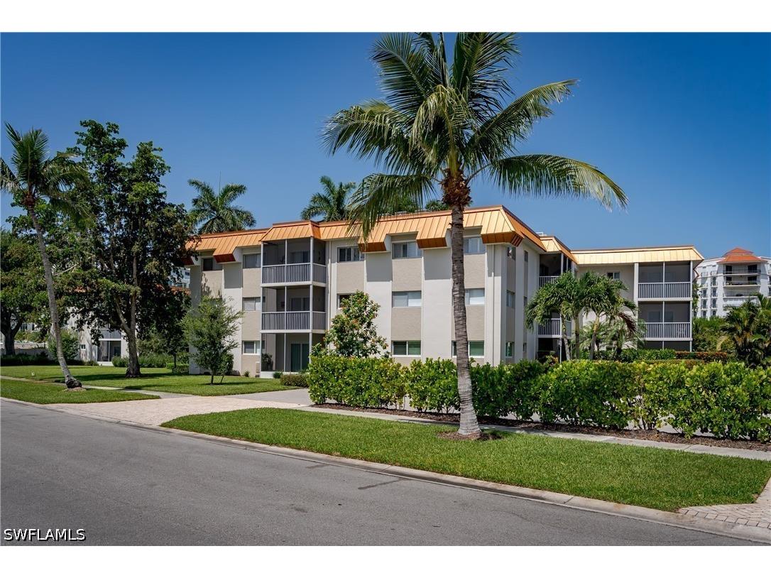 1100 Gulf Shore Boulevard N #306 Naples FL 34102 226025478 image29