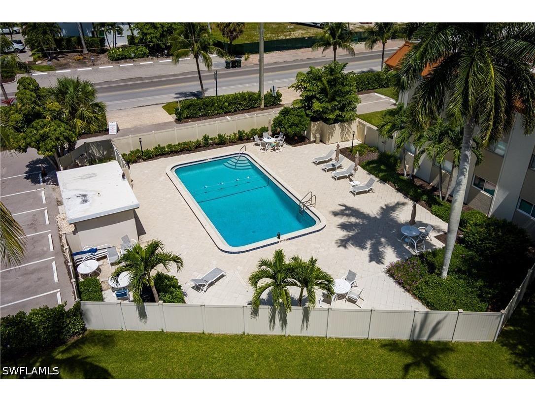 1100 Gulf Shore Boulevard N #306 Naples FL 34102 226025478 image43