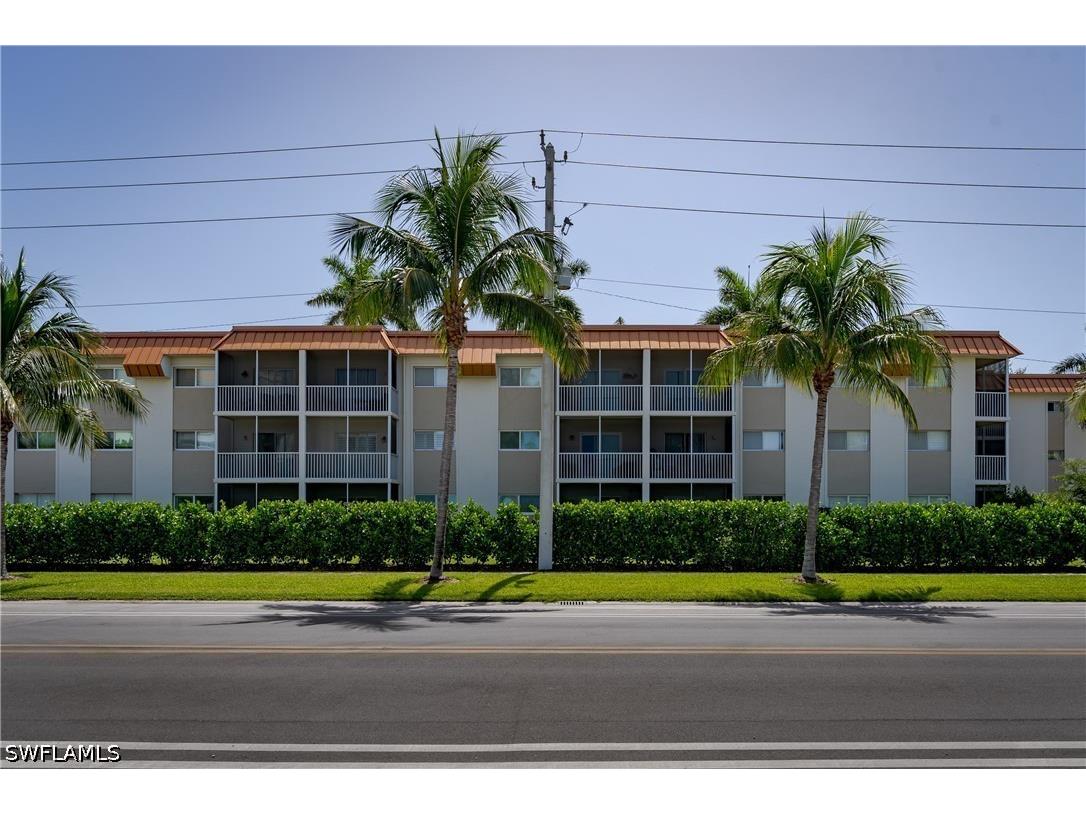 1100 Gulf Shore Boulevard N #306 Naples FL 34102 226025478 image46