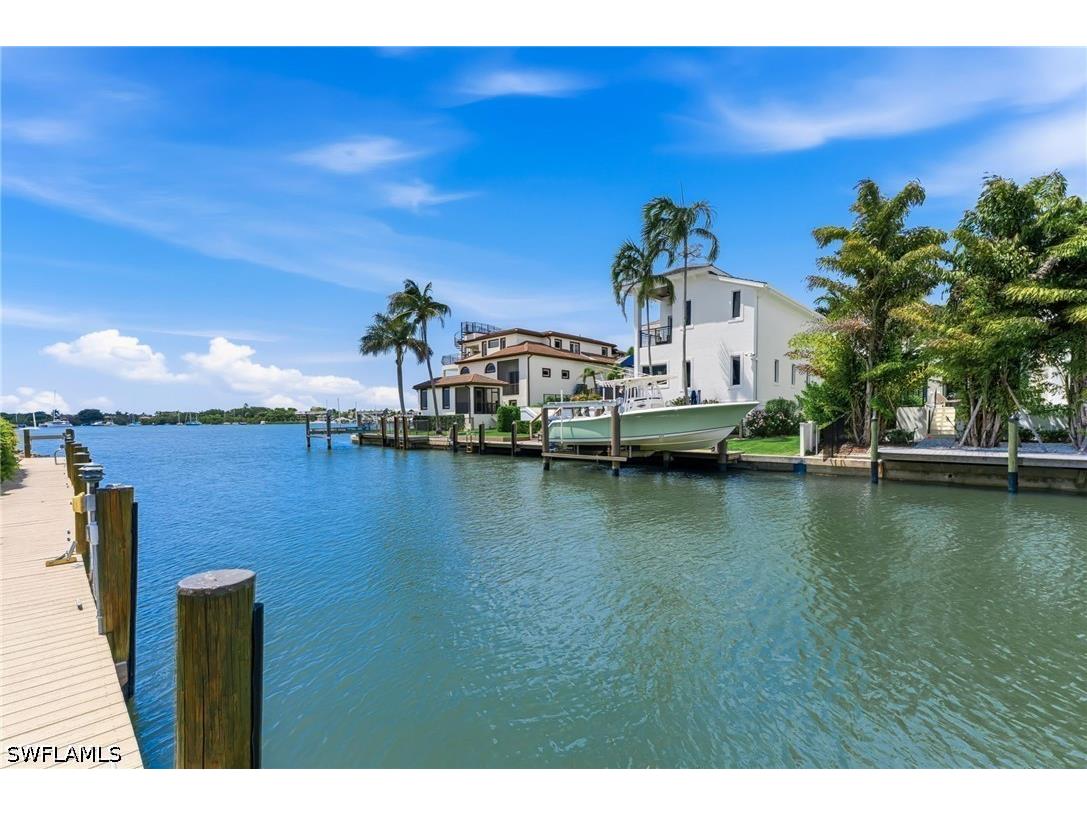 1100 Little Neck Court #F52 Naples FL 34102 226016825 image23