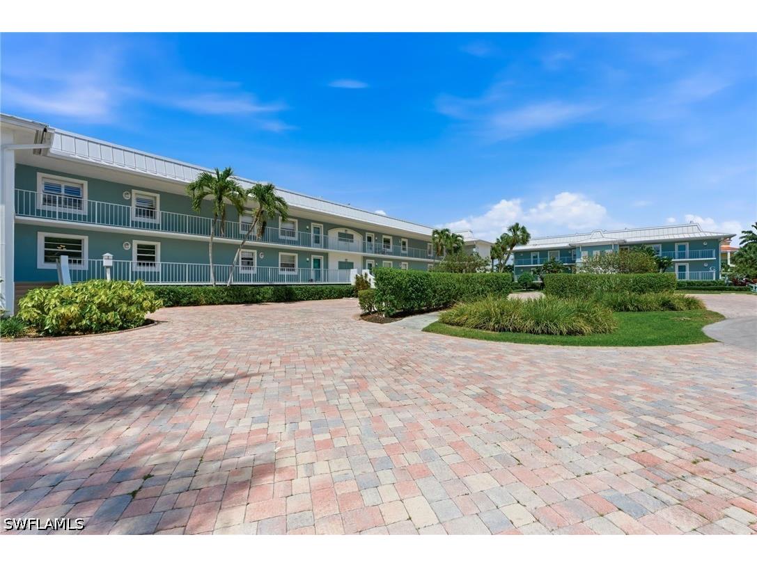1100 Little Neck Court #F52 Naples FL 34102 226016825 image25