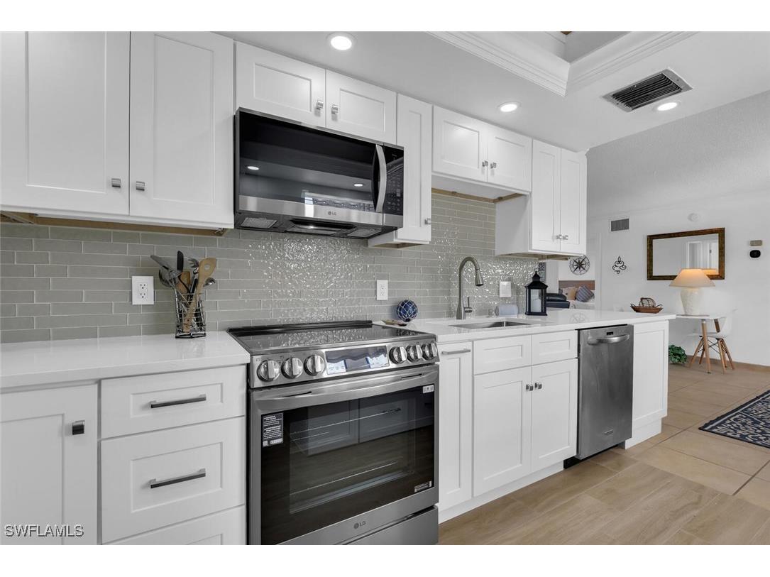 1100 Little Neck Court #F53 Naples FL 34102 225081127 image4