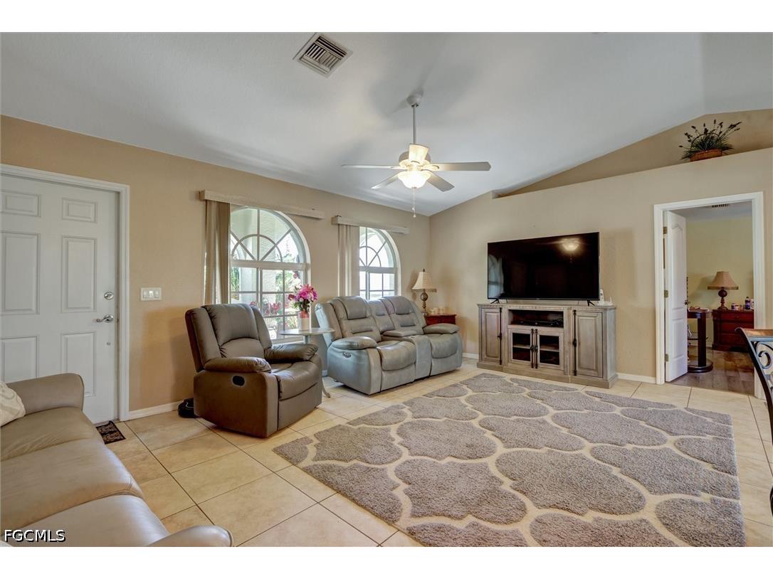1100 NE 15th Street Cape Coral FL 33909 2026021593 image13