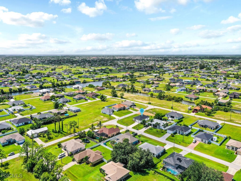 1100 NW 22nd Avenue Cape Coral FL 33993 2025007106 image26