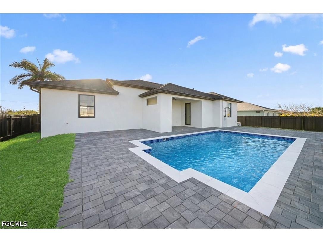 1100 NW 31st Place Cape Coral FL 33993 2026000898 image10
