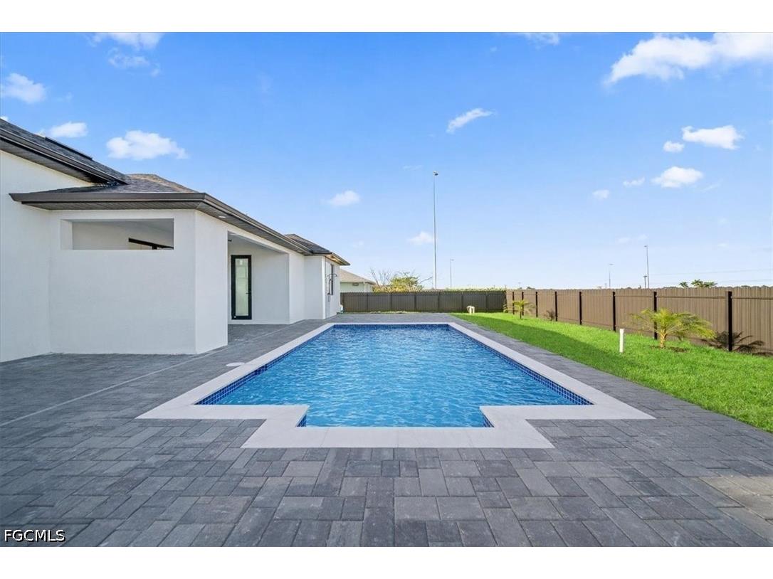 1100 NW 31st Place Cape Coral FL 33993 2026000898 image11