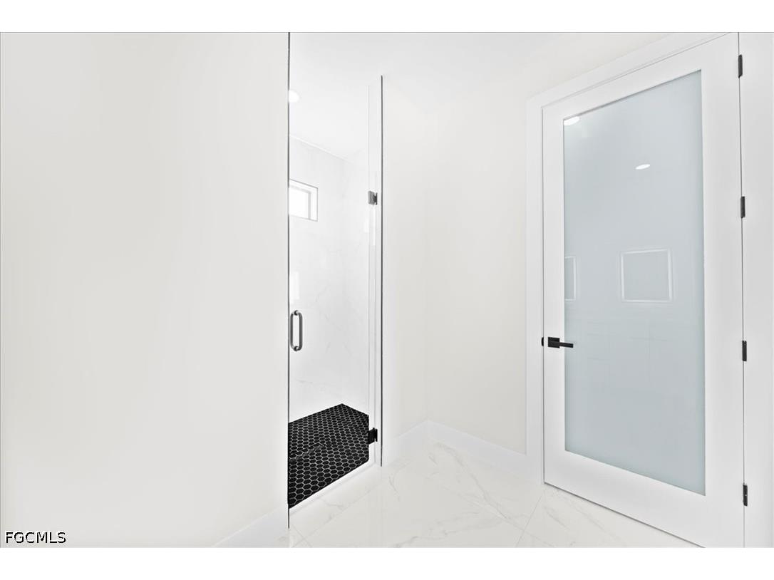 1100 NW 31st Place Cape Coral FL 33993 2026000898 image16