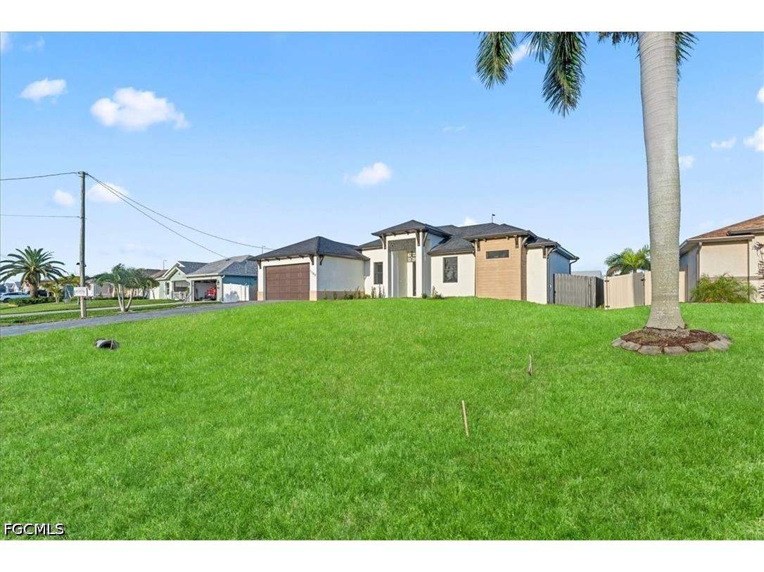 1100 NW 31st Place Cape Coral FL 33993 2026000898 image37