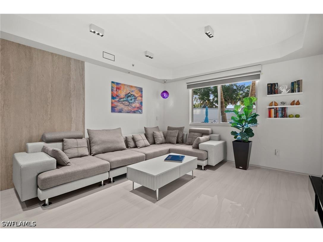 1100 Pine Ridge Road #B103 Naples FL 34108 226020743 image15