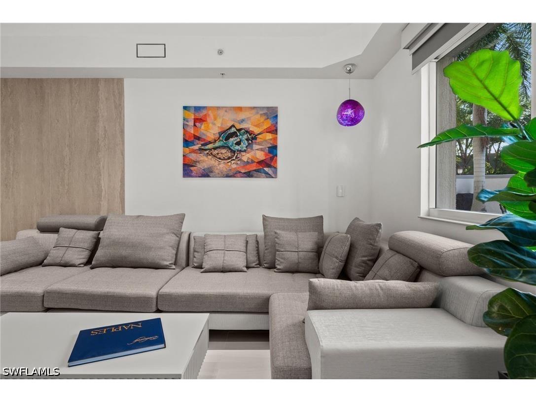 1100 Pine Ridge Road #B103 Naples FL 34108 226020743 image16