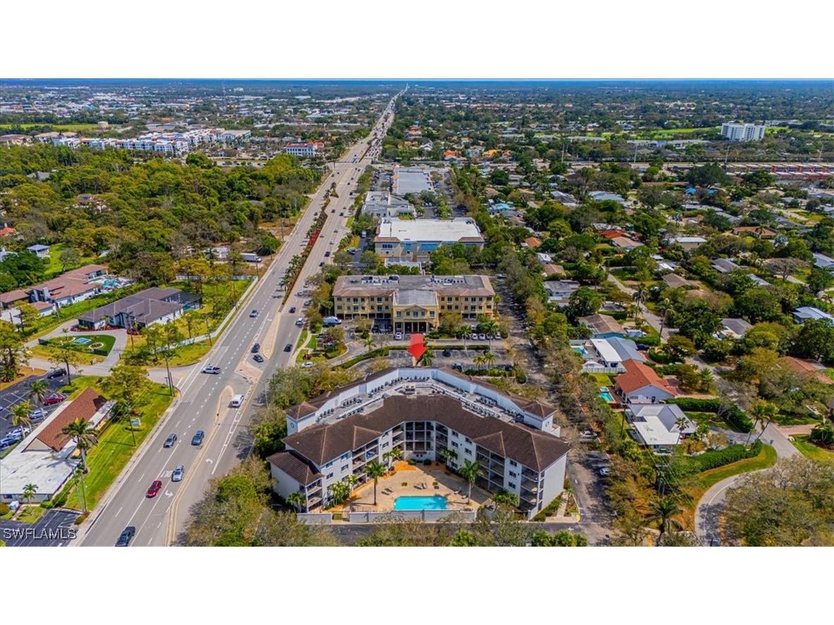 1100 Pine Ridge Road Naples FL 34108 225075115 image2
