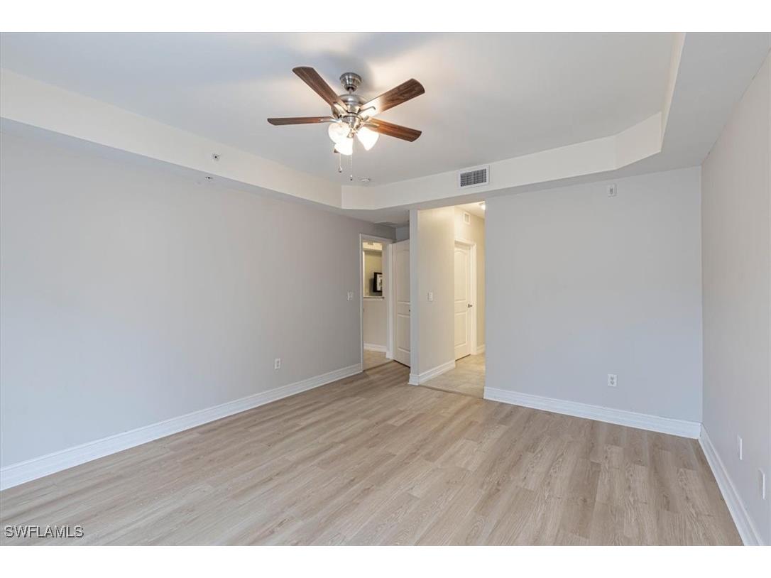 1100 Pine Ridge Road Naples FL 34108 225075115 image8