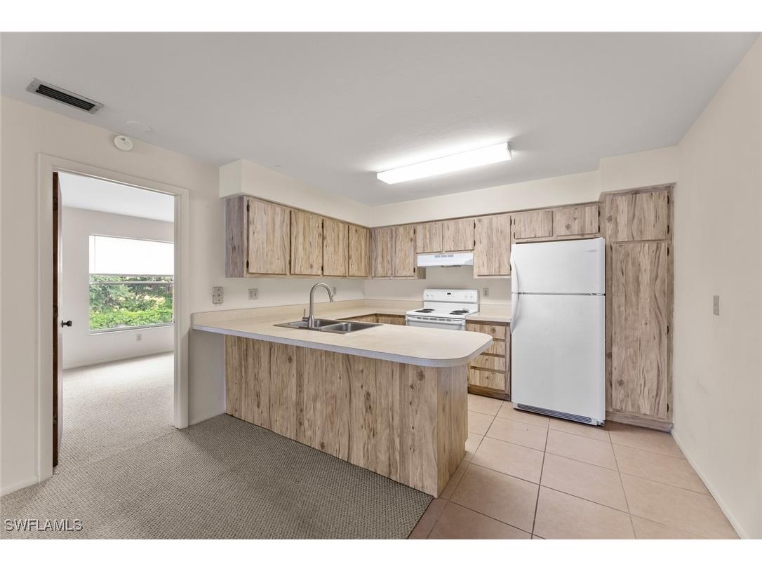 1100 Pondella Road #416 Cape Coral FL 33909 225052342 image2