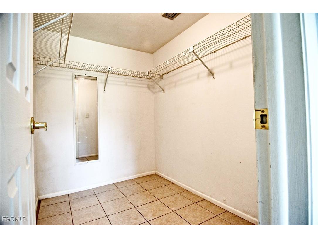 1100 Pondella Road #807 Cape Coral FL 33909 2025010266 image11