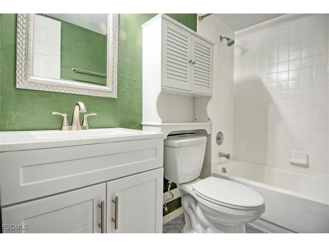 1100 Pondella Road #807 Cape Coral FL 33909 2025010266 image14