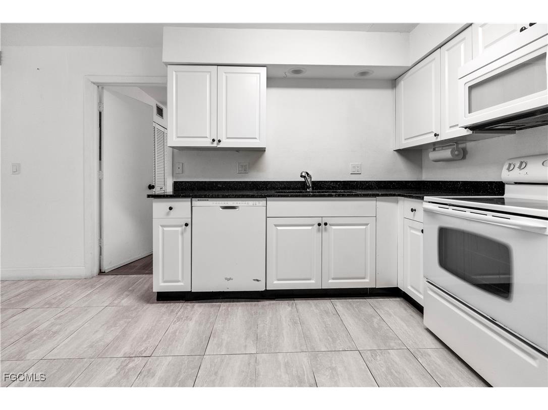 1100 Pondella Road #908 Cape Coral FL 33909 2026002600 image3
