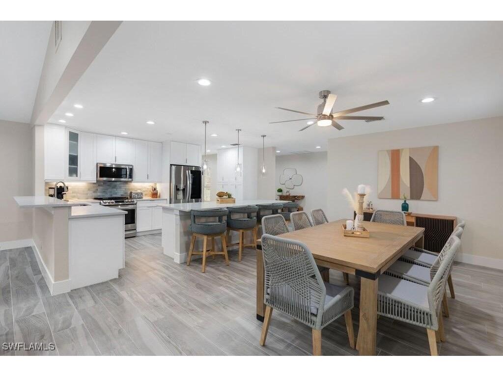 1100 Royal Palm Drive Naples FL 34103 225045143 image1