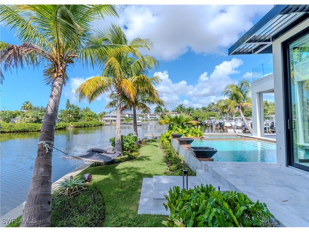 1100 Sandpiper Street Naples FL 34102 226001462 image8