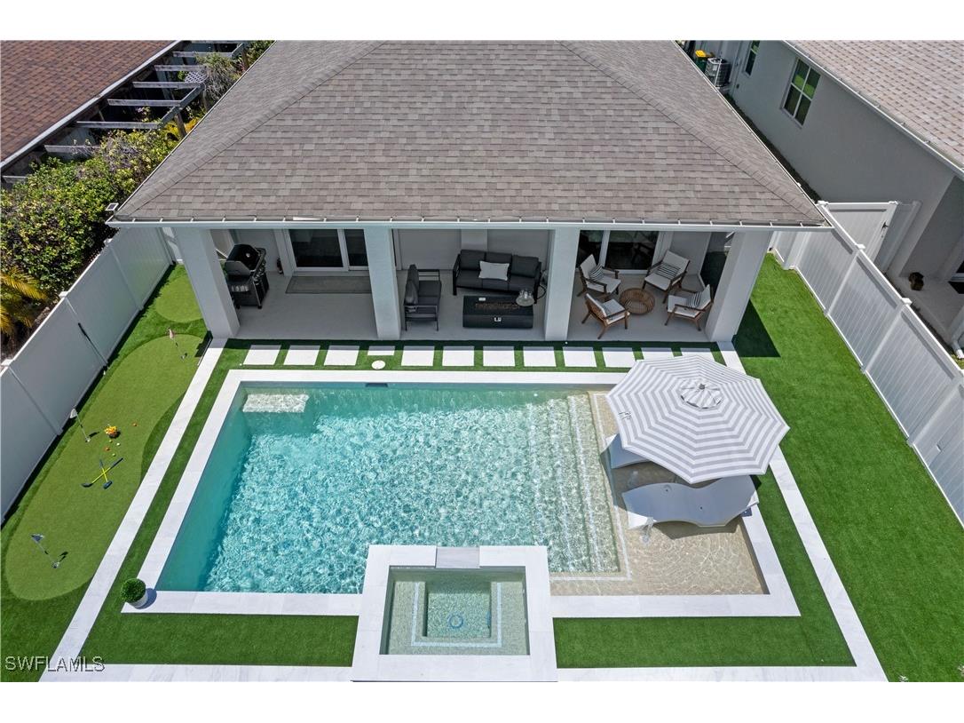 1100 Steeves Avenue Naples FL 34104 225081470 image1