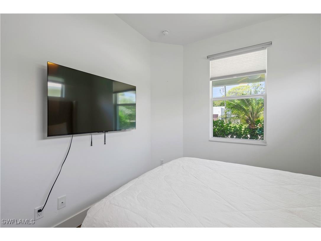 1100 Steeves Avenue Naples FL 34104 225081470 image14