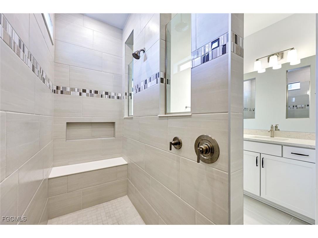 11001 Addison Lake Circle Fort Myers FL 33966 2025017171 image9