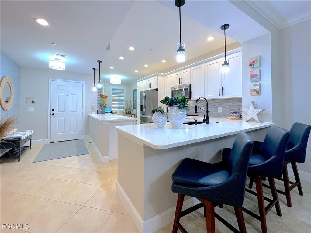 11001 Gulf Reflections Drive #105 Fort Myers FL 33908 2025014017 image2