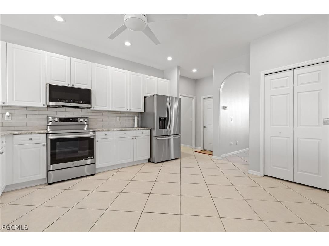 11005 Lakeland Circle Fort Myers FL 33913 2026012383 image11