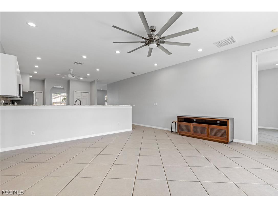 11005 Lakeland Circle Fort Myers FL 33913 2026012383 image29