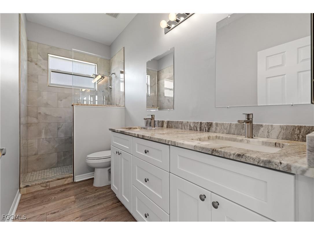 11005 Lakeland Circle Fort Myers FL 33913 2026012383 image32