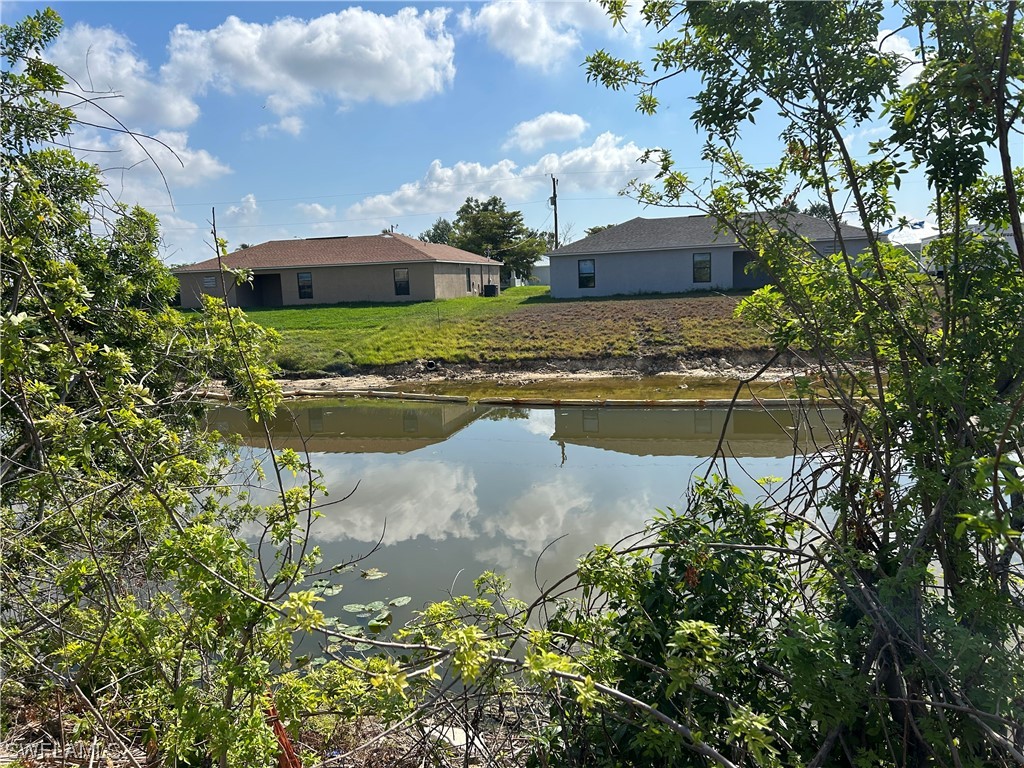 1101 NE 10th Place Cape Coral FL 33909 223023752 image1