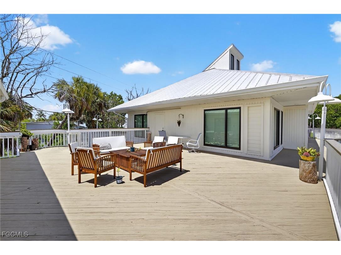 1101 Periwinkle Way #D1 Sanibel FL 33957 2025020641 image11