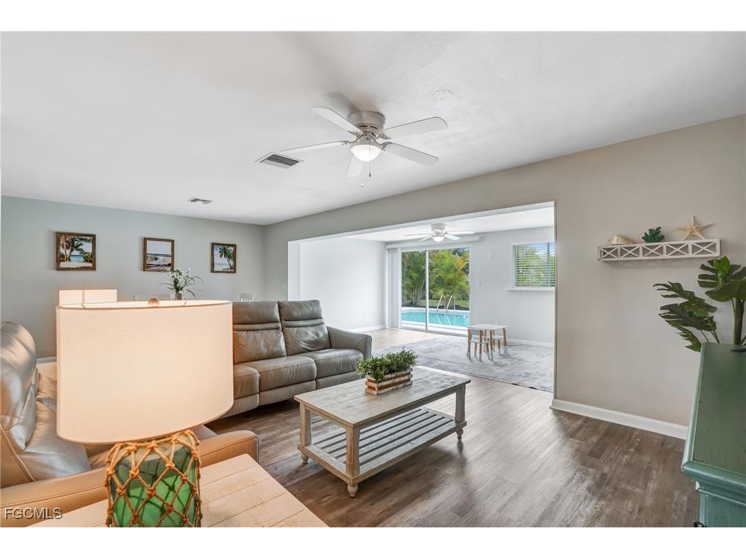 1101 SE 37th Street Cape Coral FL 33904 2026000377 image3