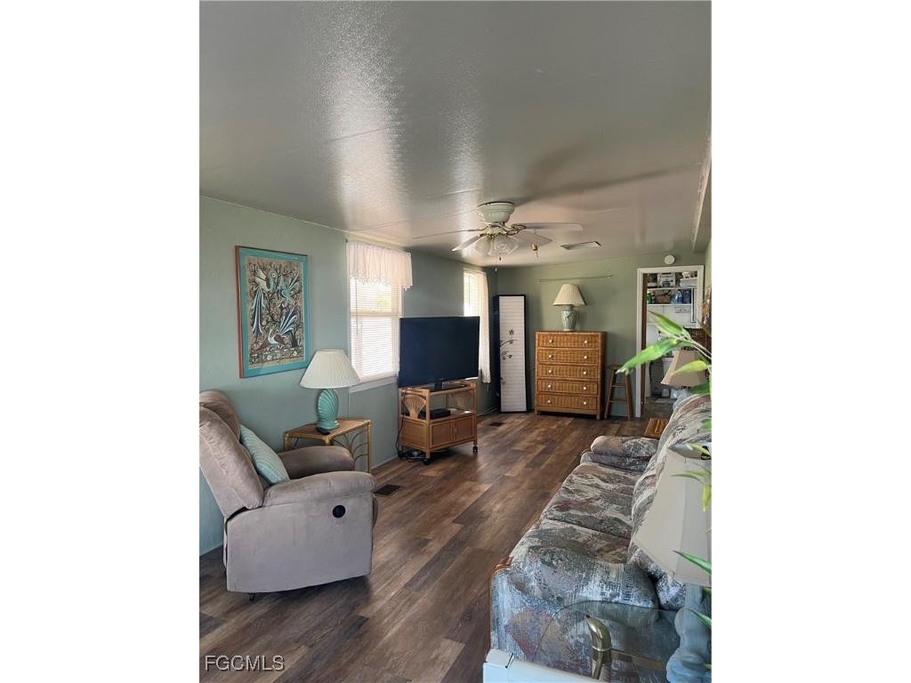 11011 Sunglow Lane Fort Myers FL 33908 2025017352 image6