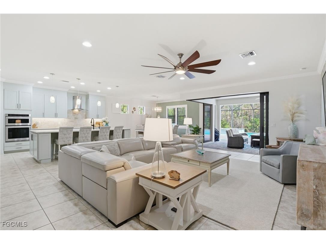 11012 Castlereagh Street Fort Myers FL 33913 2025017330 image12