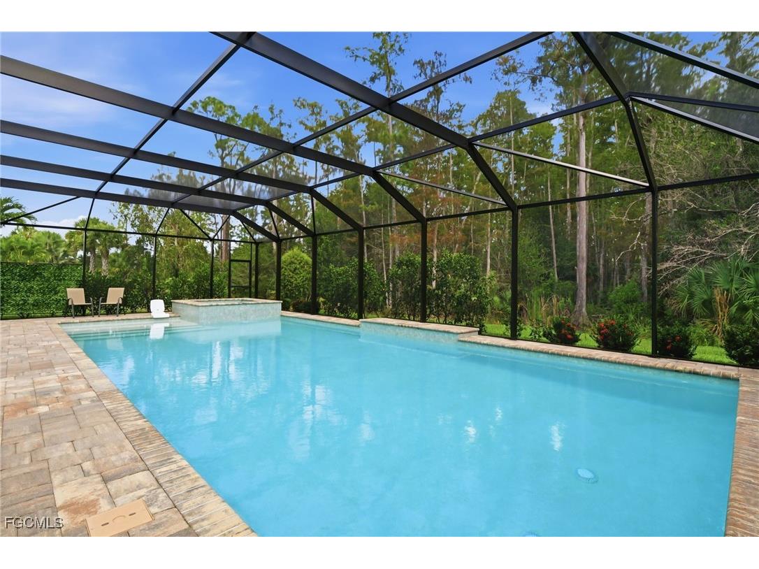 11012 Castlereagh Street Fort Myers FL 33913 2025017330 image4