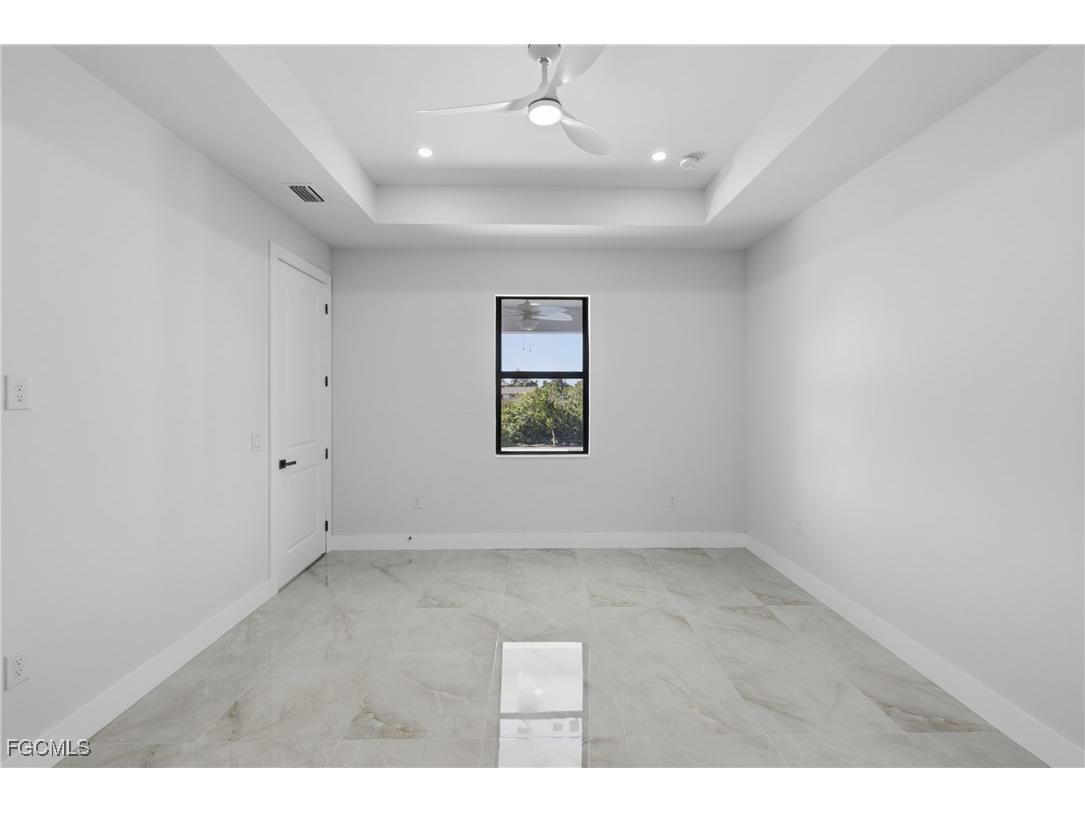 1102 NE 14th Avenue Cape Coral FL 33909 2025021403 image27