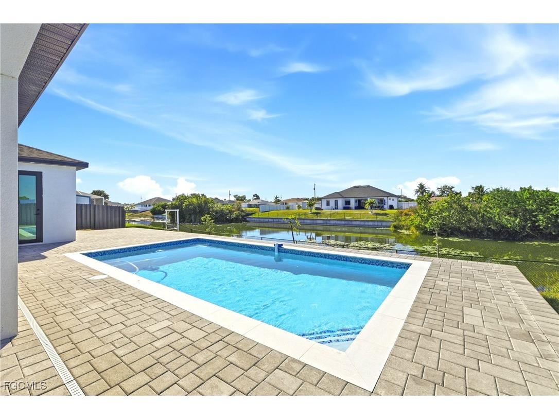 1102 NE 14th Avenue Cape Coral FL 33909 2025021403 image36