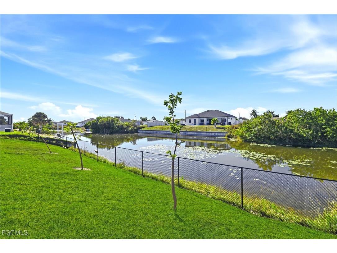 1102 NE 14th Avenue Cape Coral FL 33909 2025021403 image40