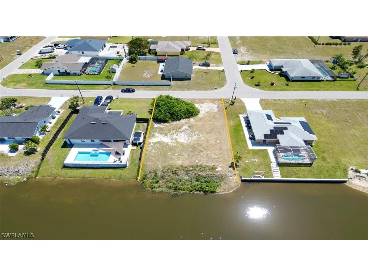 1102 NE 14th Avenue Cape Coral FL 33909 224035096 image1