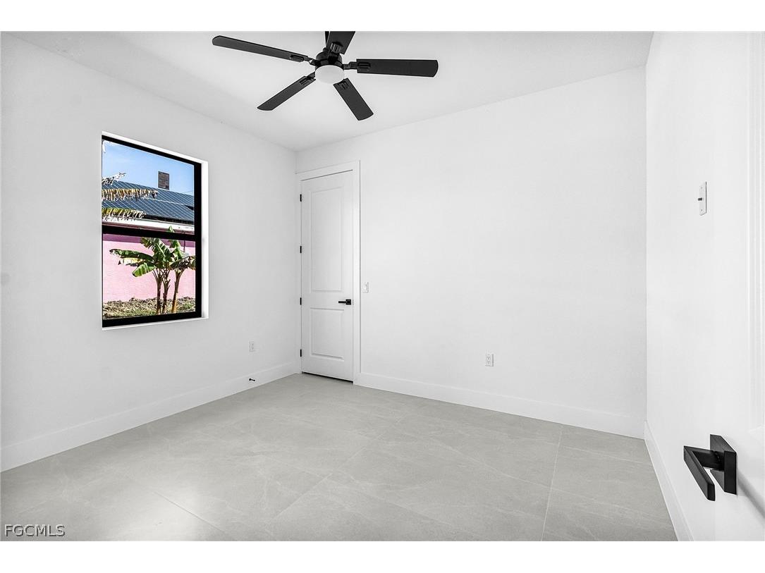 1102 NE 4th Place Cape Coral FL 33909 2026009151 image16